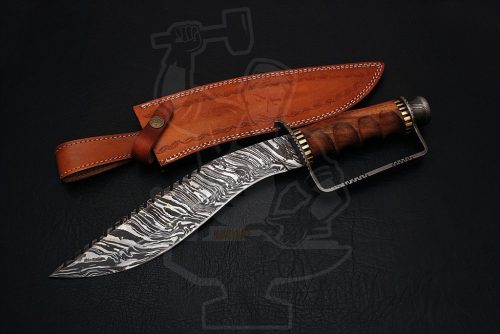 Damascus D-Guard fighting Bowie