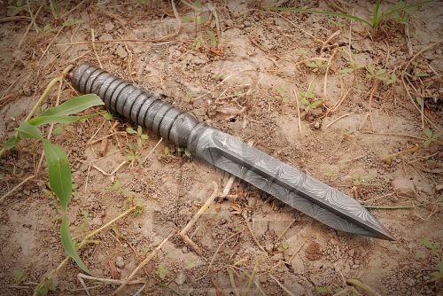 Damascus Tri dagger Style - Image 2