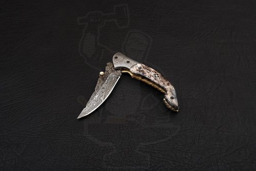 Damascus steel Handmade Liner Lock Knife - Image 4