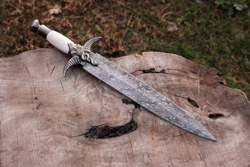 Damascus collectible dagger - Image 2