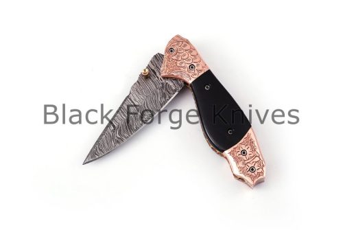 Damascus steel Handmade Liner Lock Knife - Image 4