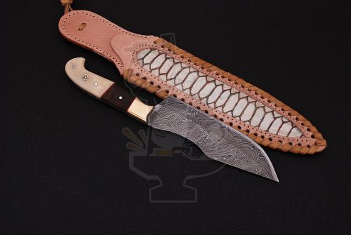 Damascus Kitchen/Chef Knife - Image 5
