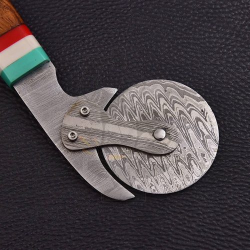 Damascus Steel Pizza Cutter - Image 3
